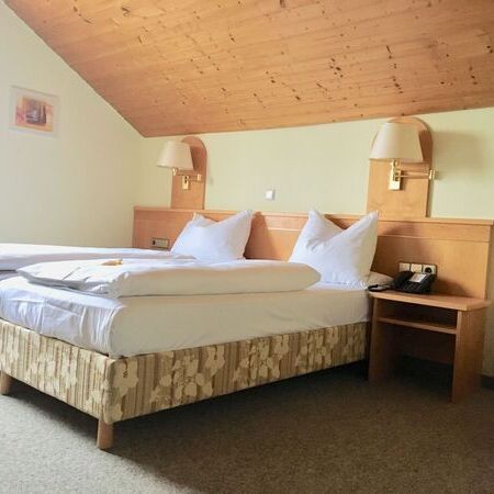 Doppelzimmer Comfort mit 2x 0,90 x 2,00 m Betten
